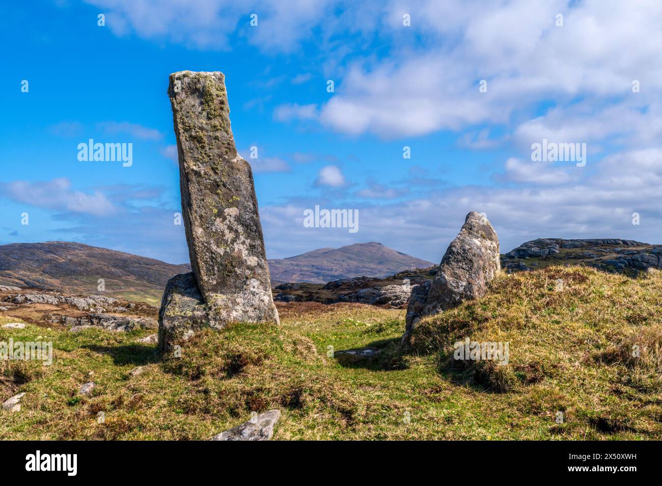 Pierres debout sur l'île des Hébrides extérieures de Vatersay, en Écosse Banque D'Images