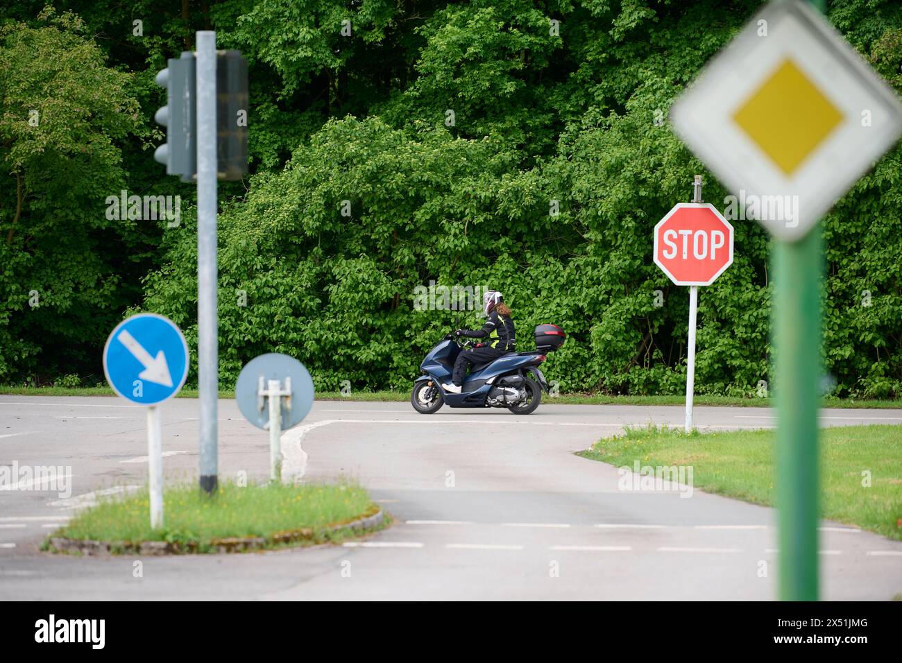 In Essen fand auf dem Verkehrsübungsplatz in Frillendorf ein Fahrsicherheitstraining für Motoradfahrer / innen statt. Formation Organisiert wird dieses Banque D'Images