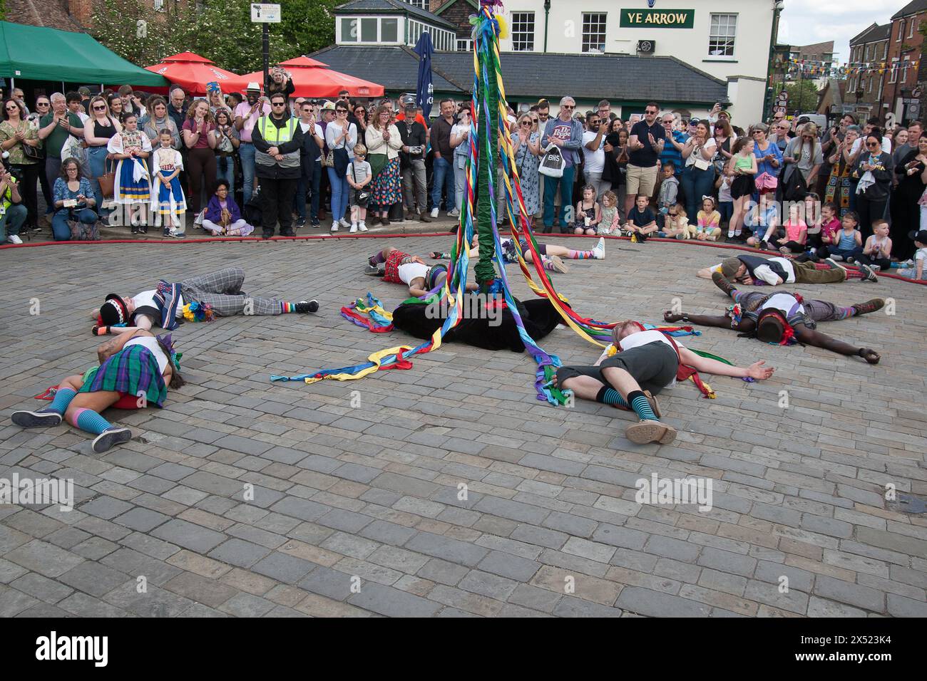 Folkdance Remixed Sweeps Festival Rochester Kent Banque D'Images