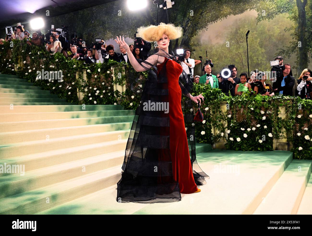 Gwendoline Christie participant au Metropolitan Museum of Art costume Institute Benefit Gala 2024 à New York, États-Unis. Date de la photo : lundi 6 mai 2024. Banque D'Images