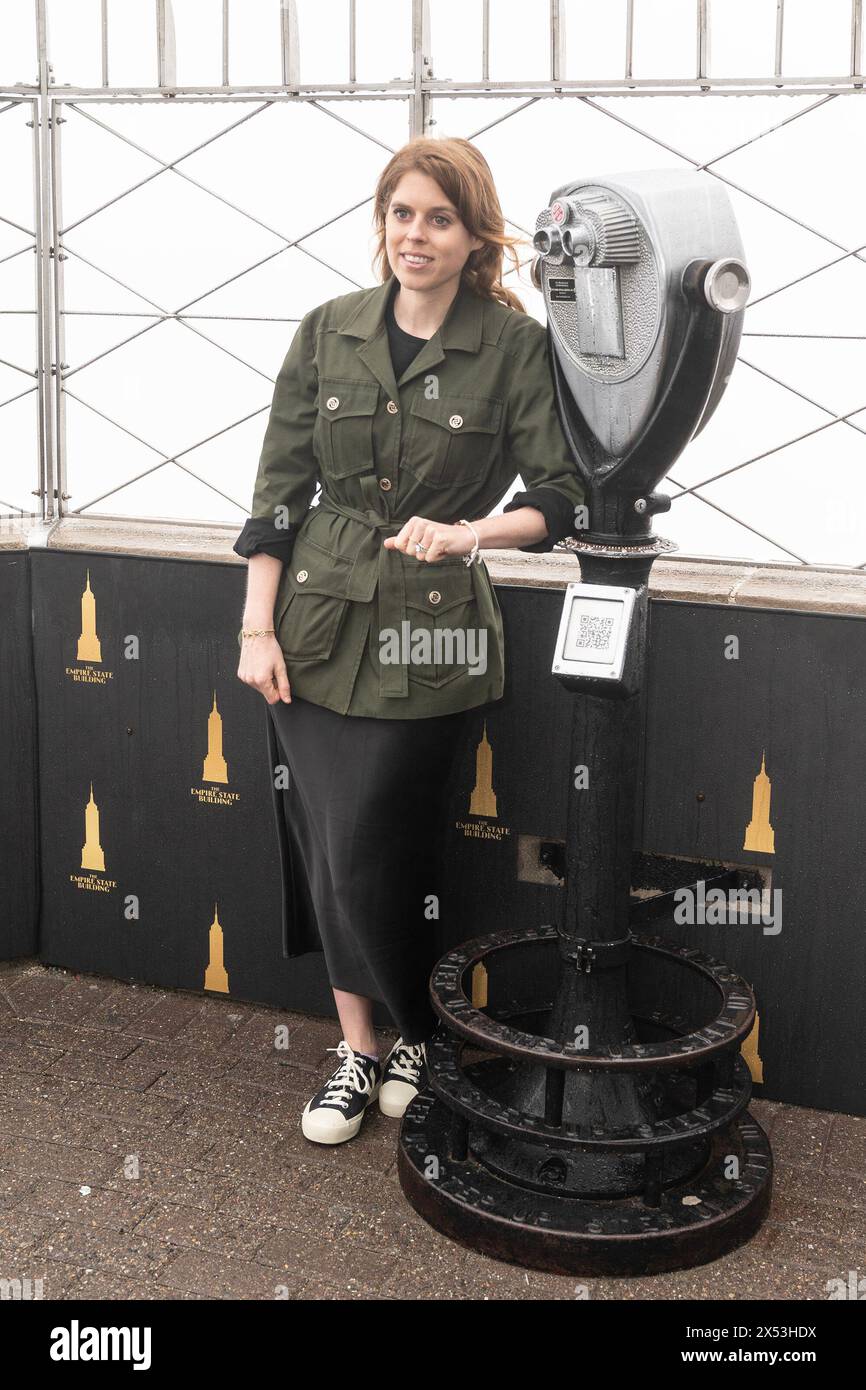 6 mai 2024, New York, New York, États-Unis : son Altesse Royale la Princesse Béatrice de York allume l'Empire State Building en partenariat avec Outward Bound pour recueillir des fonds pour le programme d'éducation. (Crédit image : © Lev Radin/Pacific Press via ZUMA Press Wire) USAGE ÉDITORIAL SEULEMENT! Non destiné à UN USAGE commercial ! Banque D'Images