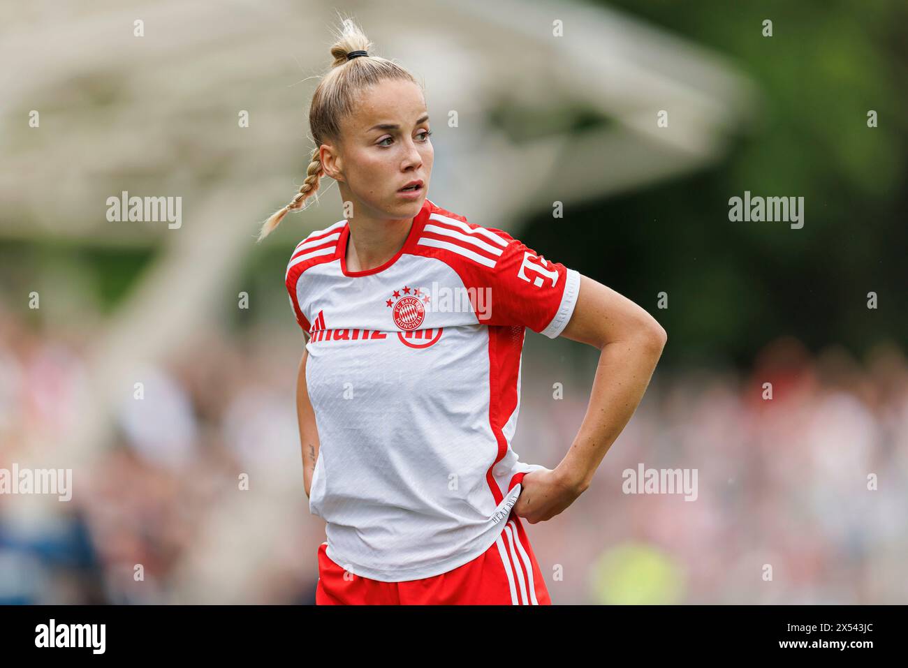 Leverkusen, Deutschland. 04 mai 2024. firo : 04.05.2024, Football, Football, 1. Ligue, Google Pixel Bundesliga féminine, saison 2023/2024, Bayer 04 Leverkusen - FC Bayern Munich Giulia Gwinn (FC Bayern Munich) demi-chiffre, crédit : dpa/Alamy Live News Banque D'Images