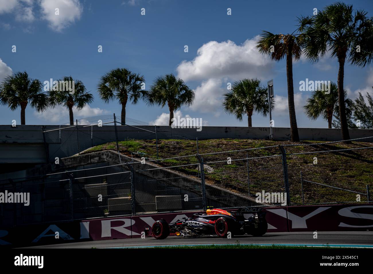 MIAMI, FLORIDE - 04 MAI : Max Verstappen, Red Bull Racing RB19 lors des qualifications avant le Grand Prix de F1 de Miami à Miami International Autodrome le 04 mai 2024 à Miami, Floride. (Photo de Michael Potts/BSR Agency) crédit : BSR Agency/Alamy Live News Banque D'Images