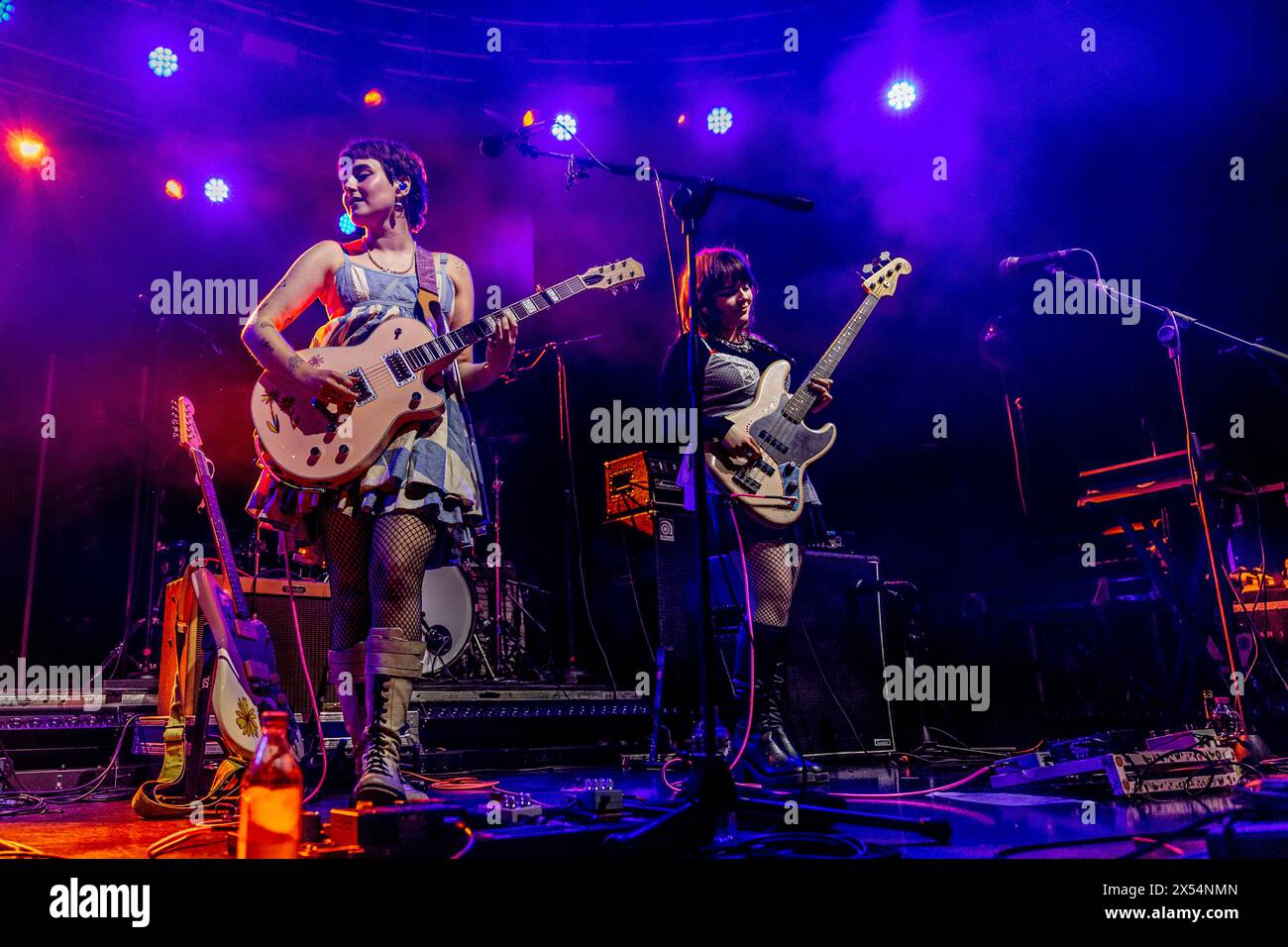 Italie 6 mai 2024 NewDad live à la fabrique Milan © Andrea Ripamonti / Alamy Banque D'Images