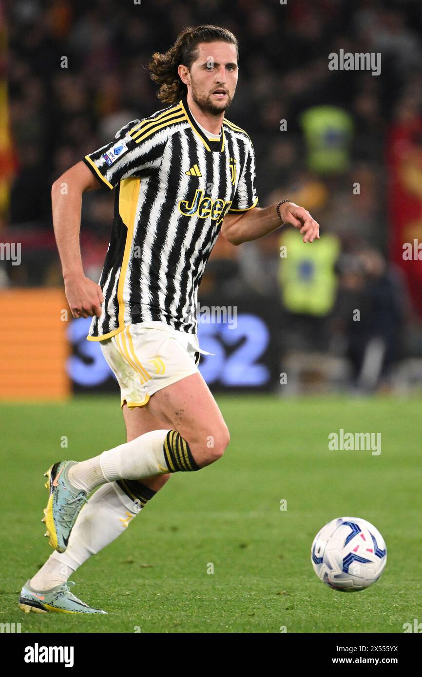 Adrien Rabiot du Juventus FC en action lors du match de Serie A entre L'AS Roma et le Juventus FC au stade Olimpico à Rome (Italie), le 5 mai 2024. Banque D'Images