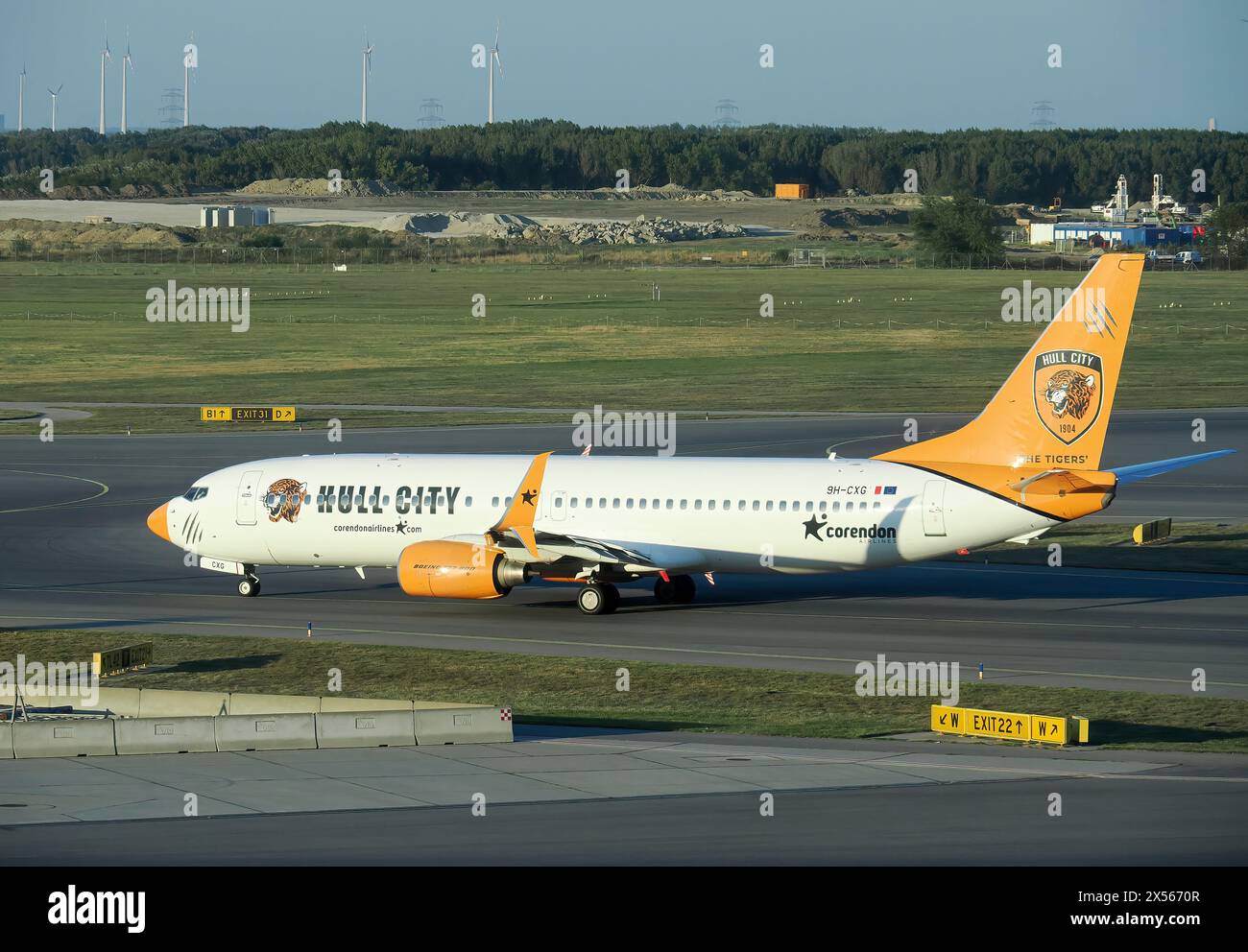Corendon Airlines (est une compagnie aérienne turque de loisirs dont le siège est à Antalya), Boeing 737-800, aéroport international de Vienne Banque D'Images