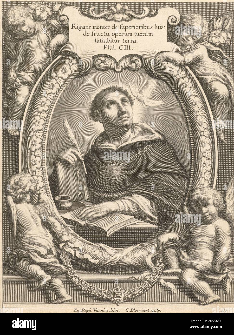 Saint Thomas d'Aquin, Cornelis Bloemaert (II), d'après Raffaello Vanni, 1668 - Thomas d'Aquin est assis à la table dans une habitude dominicaine. Il porte une étoile sur sa poitrine et tient un livre. Une colombe vole à côté de son oreille et lui dit la parole de Dieu. Dans les coins quatre anges, deux avec des lis dans leurs mains. Banque D'Images