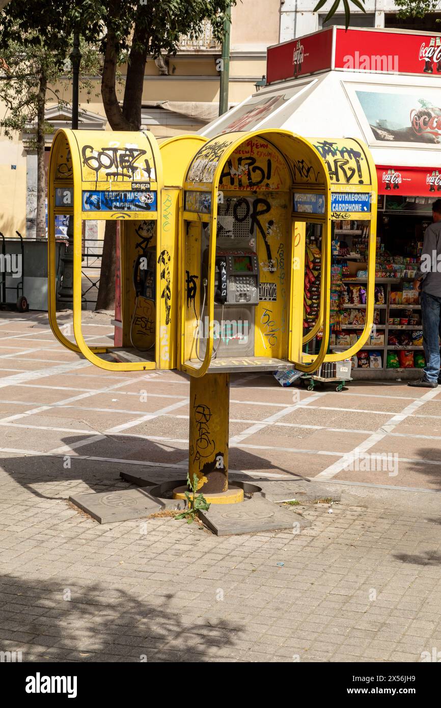 Kiosque téléphonique public Athènes, Grèce. Banque D'Images