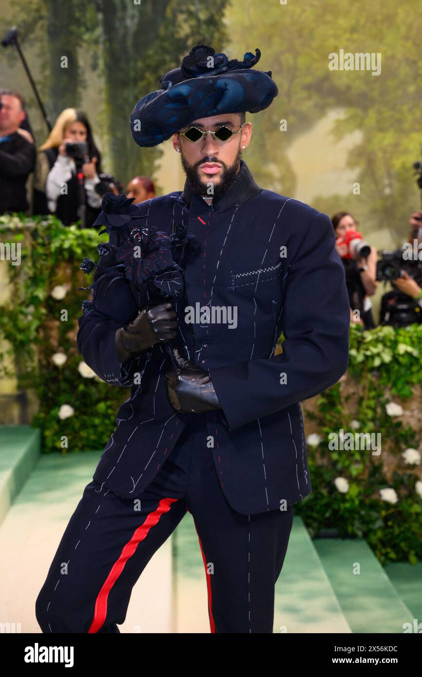 New York, États-Unis. 6 mai 2024. Bad Bunny participant au Metropolitan Museum of Art costume Institute Benefit Gala 2024 à New York, États-Unis le crédit photo devrait se lire : Matt Crossick/Alamy Live News Banque D'Images