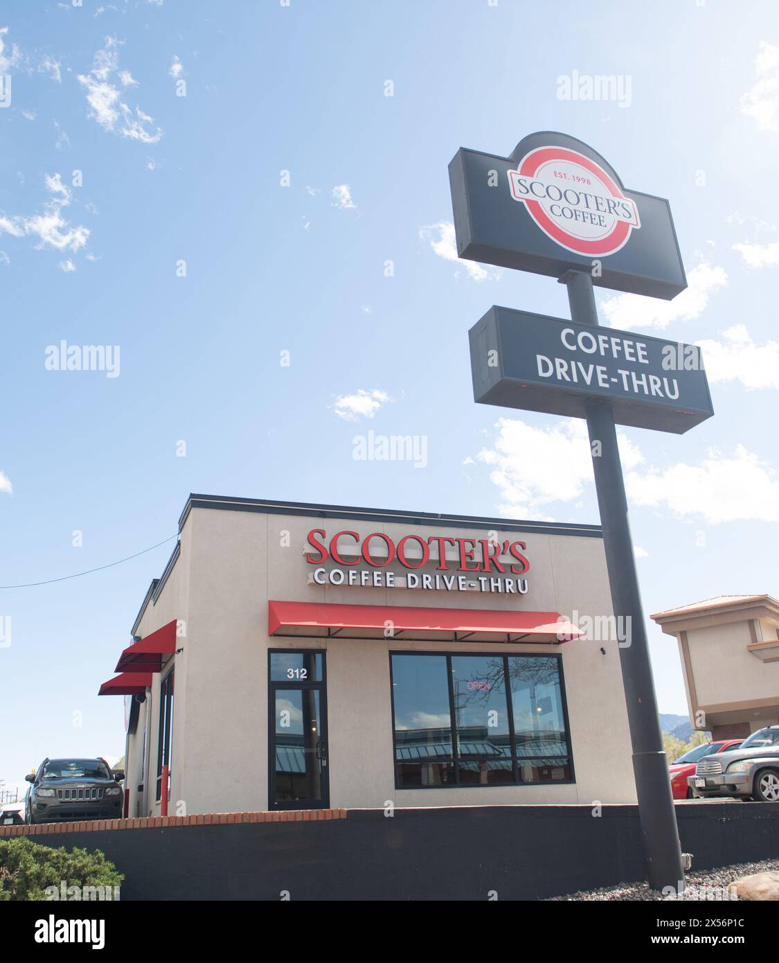 Scooter's Coffee, une petite chaîne de café locale avec des sièges limités et un drive-in. Situé dans un petit centre commercial. Banque D'Images