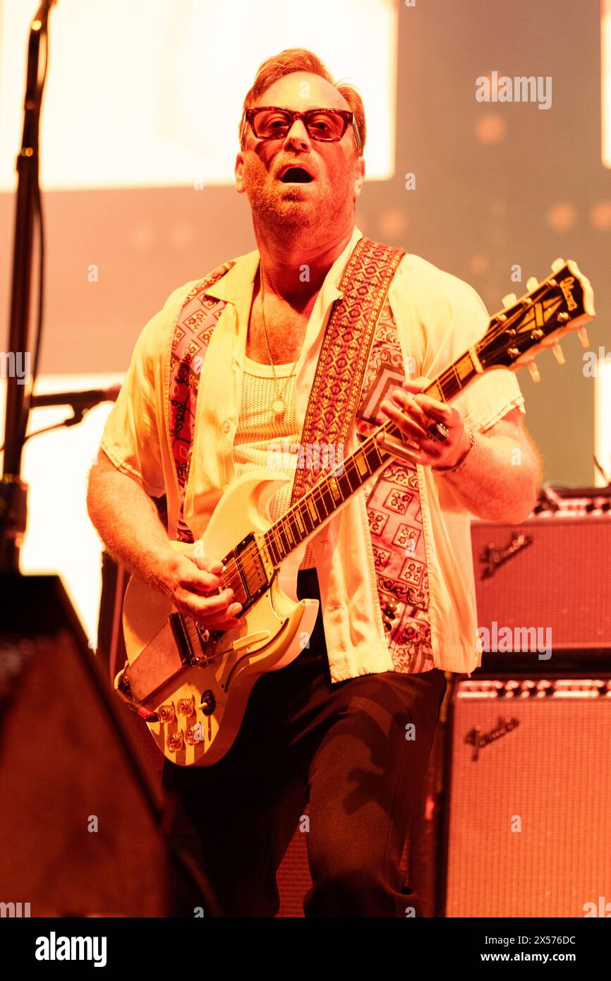 Dan Auerbach des Black Keys sur scène à l'O2 Academy Brixton, Londres. Crédit : John Barry/Alamy Live News Banque D'Images Dan Auerbach des Black Keys sur scène à l'O2 Academy Brixton, Londres. Crédit : John Barry/Alamy Live News Banque D'Images