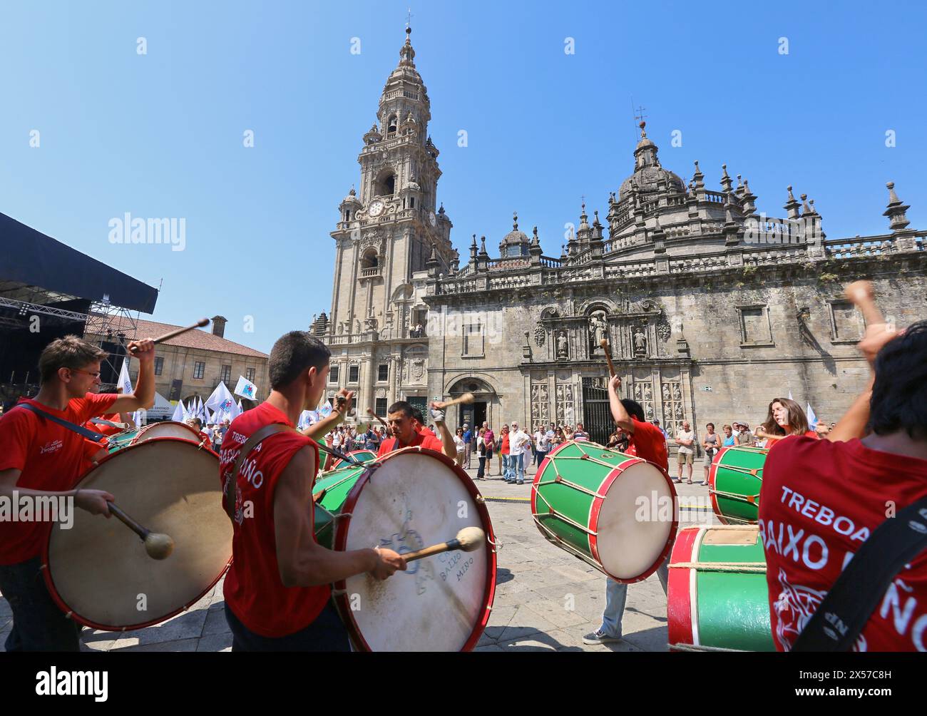 Folklore galicien, Fête de Santiago, juillet 25, Catedral, Praza da Quintana, Saint-Jacques-de-Compostelle, a province de CoruÒa, Galice, Espagne. Banque D'Images