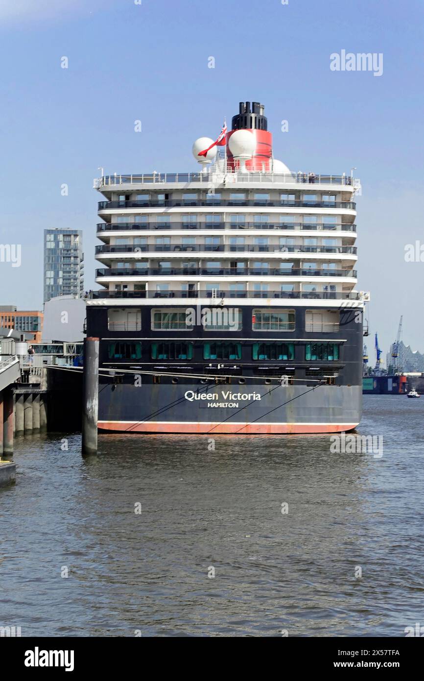 Bateau de croisière Queen Victoria sur l'Elbe dans le port d'avoine, Hambourg, Land Hamburg, Allemagne du Nord, Allemagne, Europe, le bateau de croisière 'Queen Victoria' est Banque D'Images