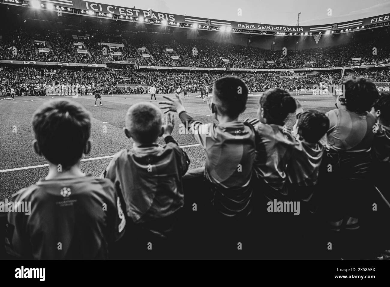 Paris, France. 07 mai 2024. © Sebastien Muylaert/MAXPPP - Paris 07/05/2024 vue générale lors de la demi-finale de deuxième manche de l'UEFA Champions League entre le Paris Saint-Germain et le Borussia Dortmund au Parc des Princes à Paris, France. 07.05.2024 crédit : MAXPPP/Alamy Live News Banque D'Images