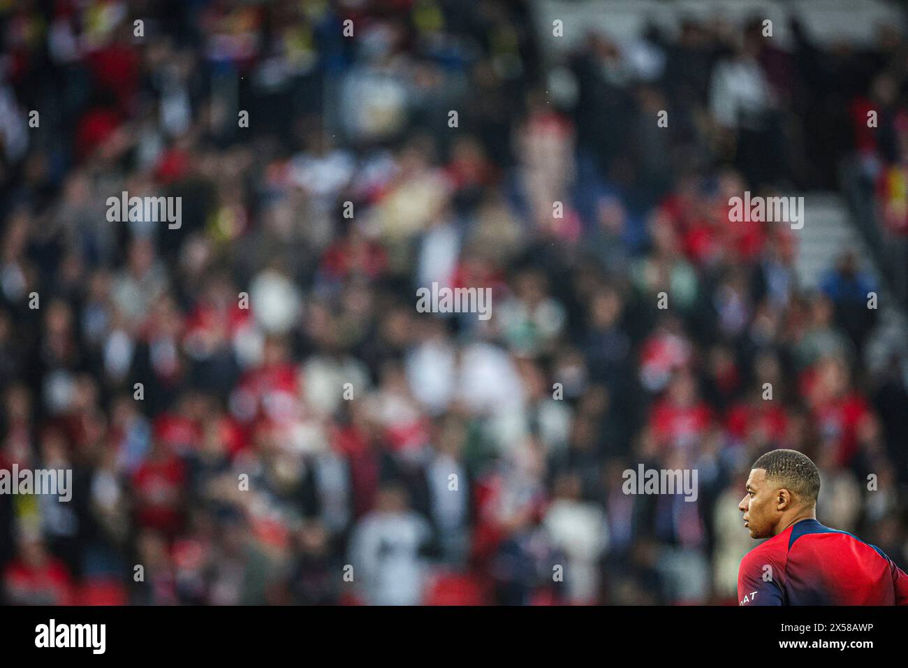 Paris, France. 07 mai 2024. © Sebastien Muylaert/MAXPPP - Paris 07/05/2024 Kylian Mbappe du Paris Saint Germain se prépare pour la demi-finale de deuxième manche de l'UEFA Champions League entre le Paris Saint-Germain et le Borussia Dortmund au Parc des Princes à Paris, France. 07.05.2024 crédit : MAXPPP/Alamy Live News Banque D'Images