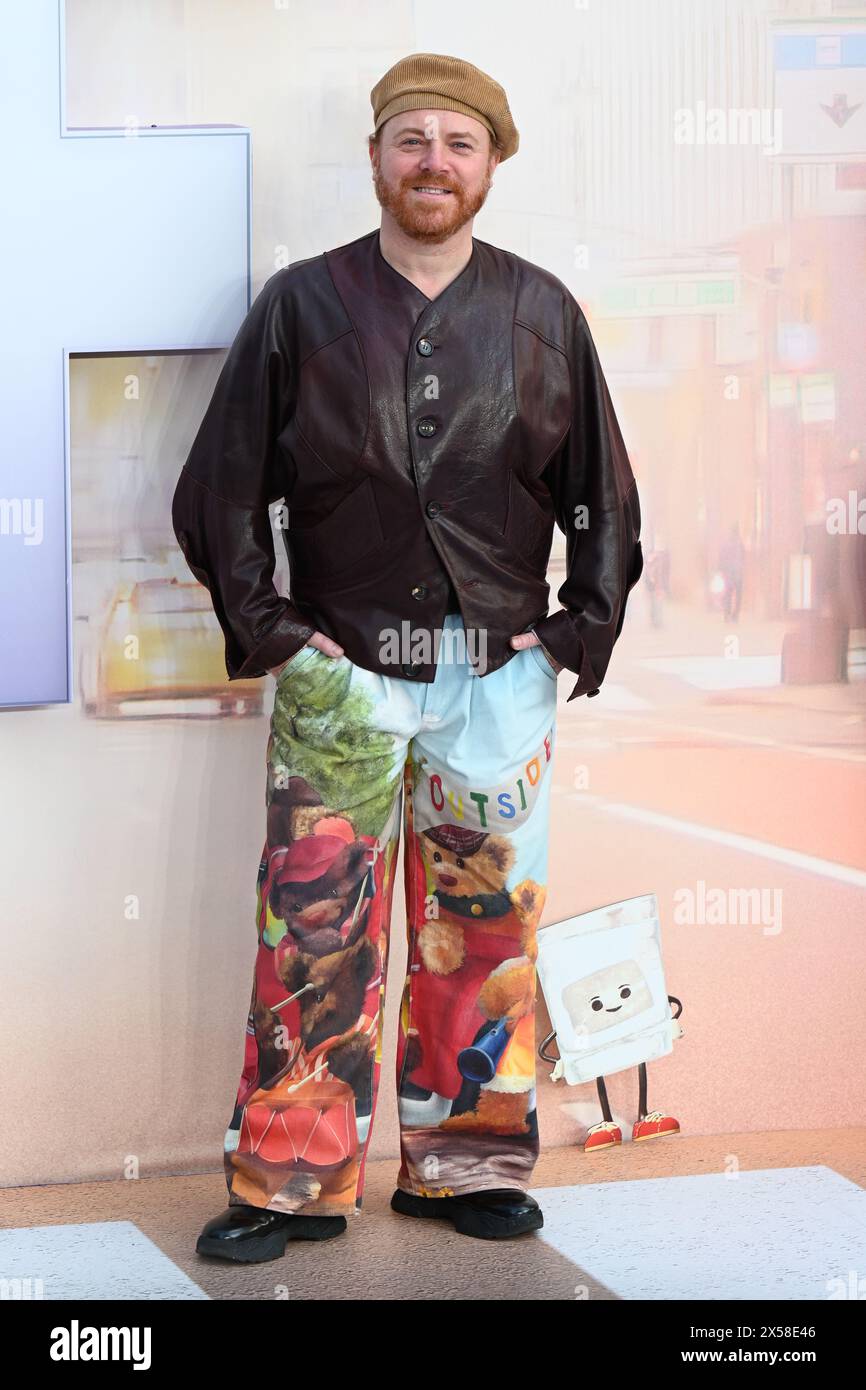 LONDRES, ANGLETERRE, Royaume-Uni - 07 MAI 2024 : Leigh Francis assiste à la première britannique de 'IF' au Cineworld Leicester Square le 07 mai 2024 à Londres, en Angleterre. Crédit : Voir Li/Picture Capital/Alamy Live News Banque D'Images