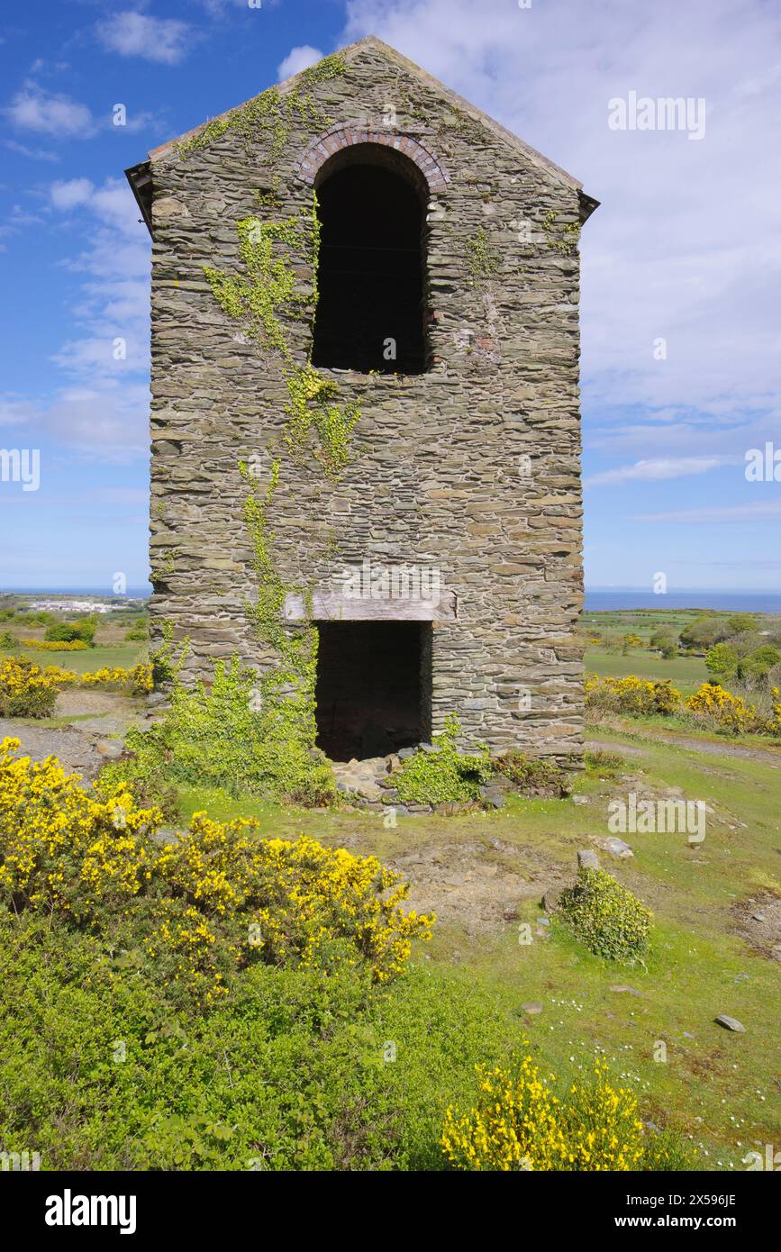 Winding Gear Tower, Pary`s Mountain, Anglesey, pays de Galles du Nord, Royaume-Uni, Banque D'Images