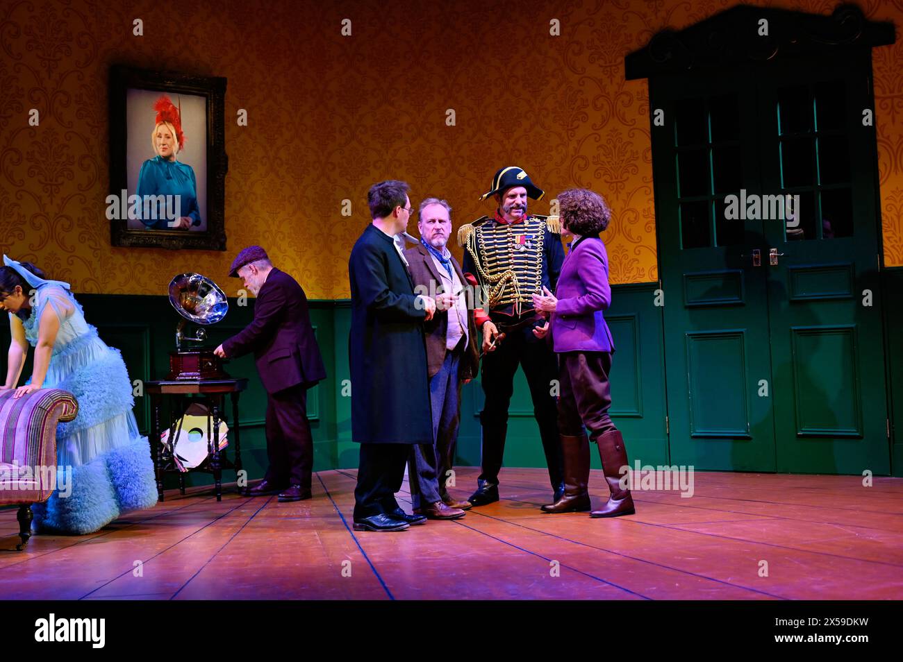 LONDRES, ANGLETERRE, Royaume-Uni - 07 MAI 2024 : Inspecteur du gouvernement, Marylebone Theatre, Rudolf Steiner House, Londres, Royaume-Uni. Crédit : Voir Li/Picture Capital/Alamy Live News Banque D'Images