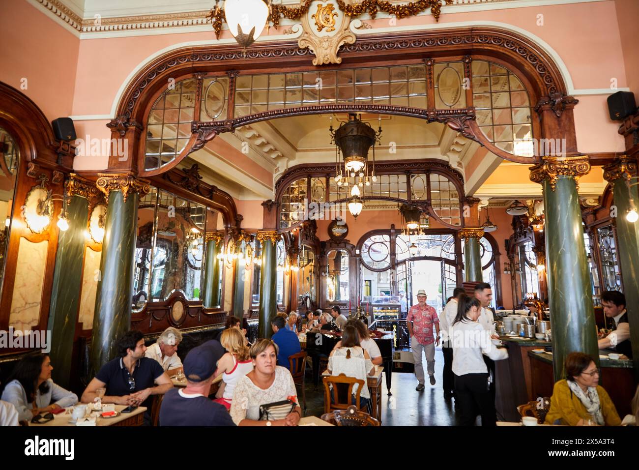 Majestic Café, Porto, Portugal Banque D'Images