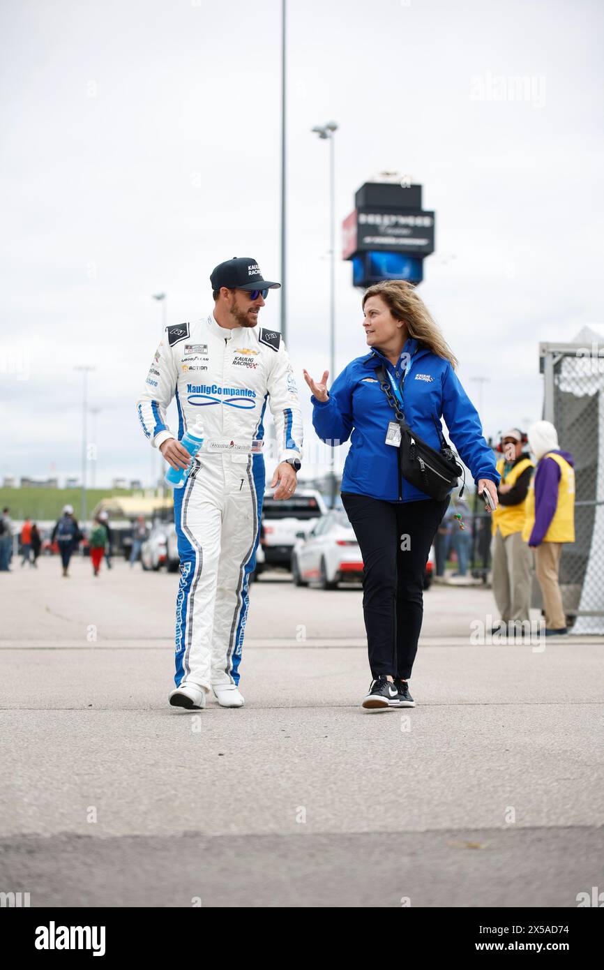 4 mai 2024, Kansas City, KS, États-Unis : Daniel Hemric s'entraîne pour l'AdventHealth 400 à Kansas City, KS, États-Unis. (Crédit image : © Stephen A. Arce action Sports Ph/ASP) USAGE ÉDITORIAL SEULEMENT! Non destiné à UN USAGE commercial ! Banque D'Images