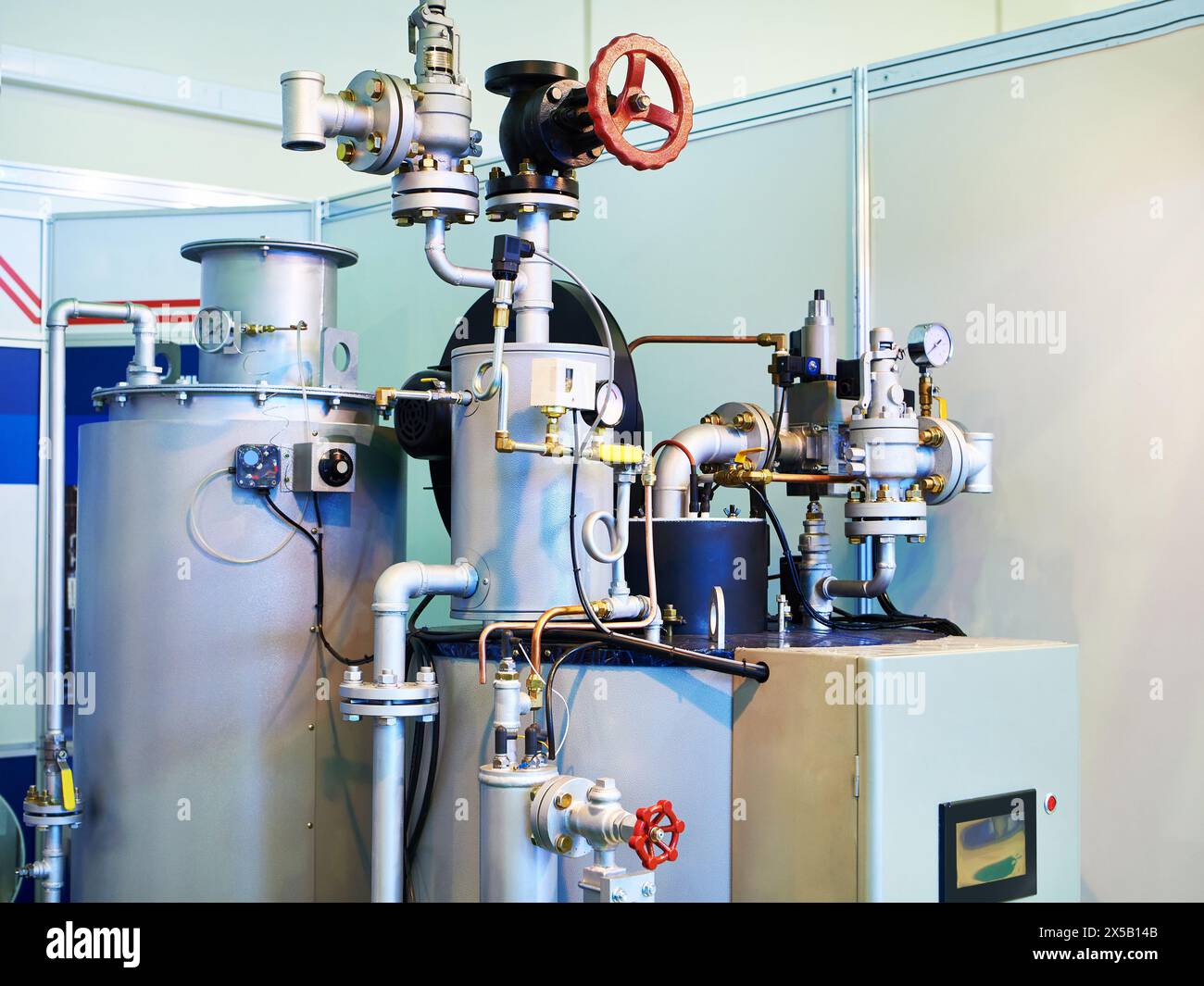 Chaudière à vapeur pour chaufferie à vapeur en usine Banque D'Images