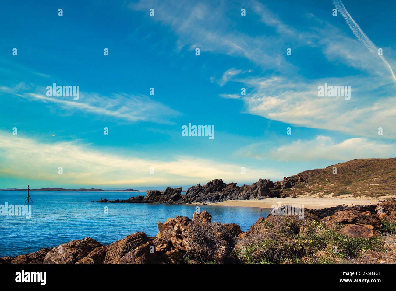 Plage idyllique près de la station touristique discrète de point Samson, sur la côte isolée de Pilbara en Australie occidentale. Banque D'Images