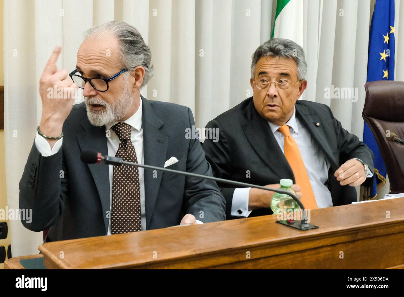 Roma, Italie. 08 mai 2024. Il Direttore generale Corporate della Rai, Giampaolo Rossi, l'AD Rai Roberto Sergio durante l'audizione davanti alla commissione vigilanza RAI presieduta da Barbara Floridia M5S presso la Camera dei Deputati a Roma, Mercoledì 08 Maggio 2024 (Foto Mauro Scrobogna/LaPresse) le directeur général de Rai, Giampaolo Rossi, Roberto Sergio, PDG de la RAI, lors de l'audition devant la commission de surveillance de la RAI présidée par Barbara Floridia M5S à la Chambre des députés à Rome, mercredi 08 mai 2024 (photo Mauro Scrobogna/LaPresse) Banque D'Images