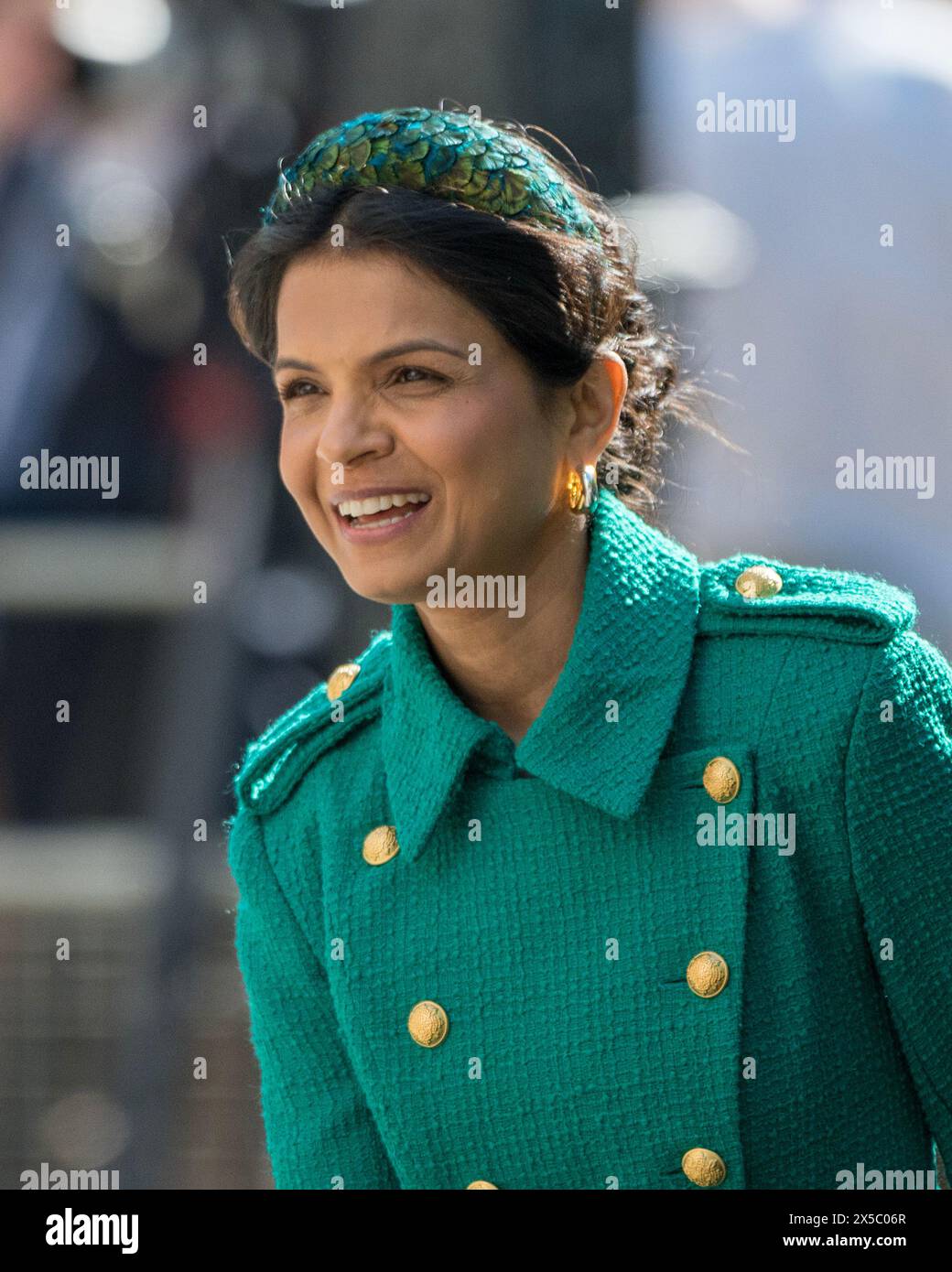 Londres, Royaume-Uni 8 mai 2024 Akshata Murty, épouse du premier ministre britannique Rishi Sunak, arrive à la cathédrale Saint-Paul pour assister à un service commémorant le dixième anniversaire des Jeux Invictus. Banque D'Images