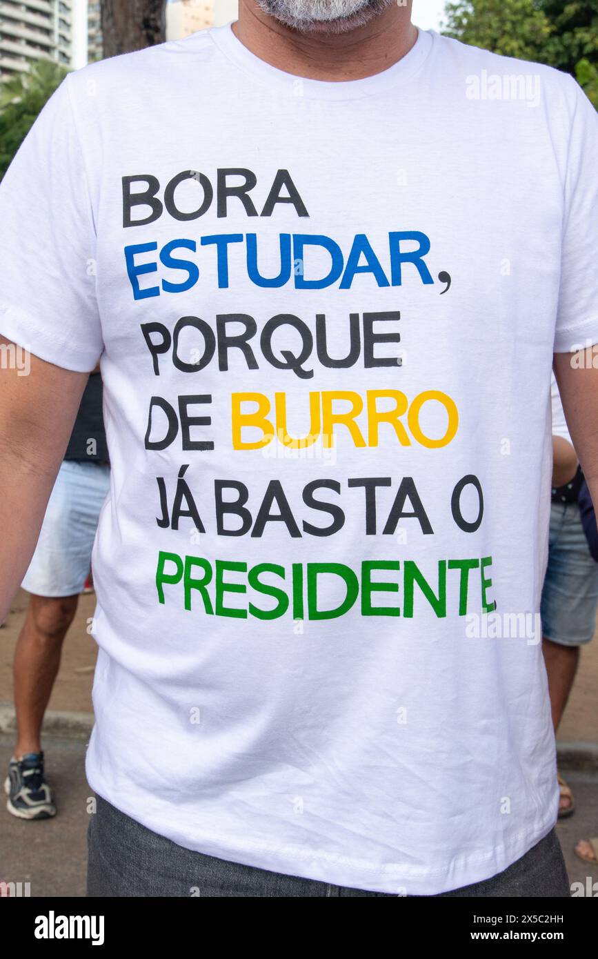 Salvador, Bahia, Brésil - 07 septembre 2019 : des militants étudiants manifestent lors de la célébration de la Journée de l'indépendance brésilienne. Salvador, Bahia. Banque D'Images