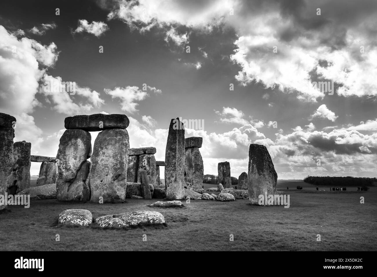 Salisbury, Angleterre - 30 mars 2024 : Stonehenge, la structure mégalithique préhistorique sur la plaine de Salisbury Banque D'Images