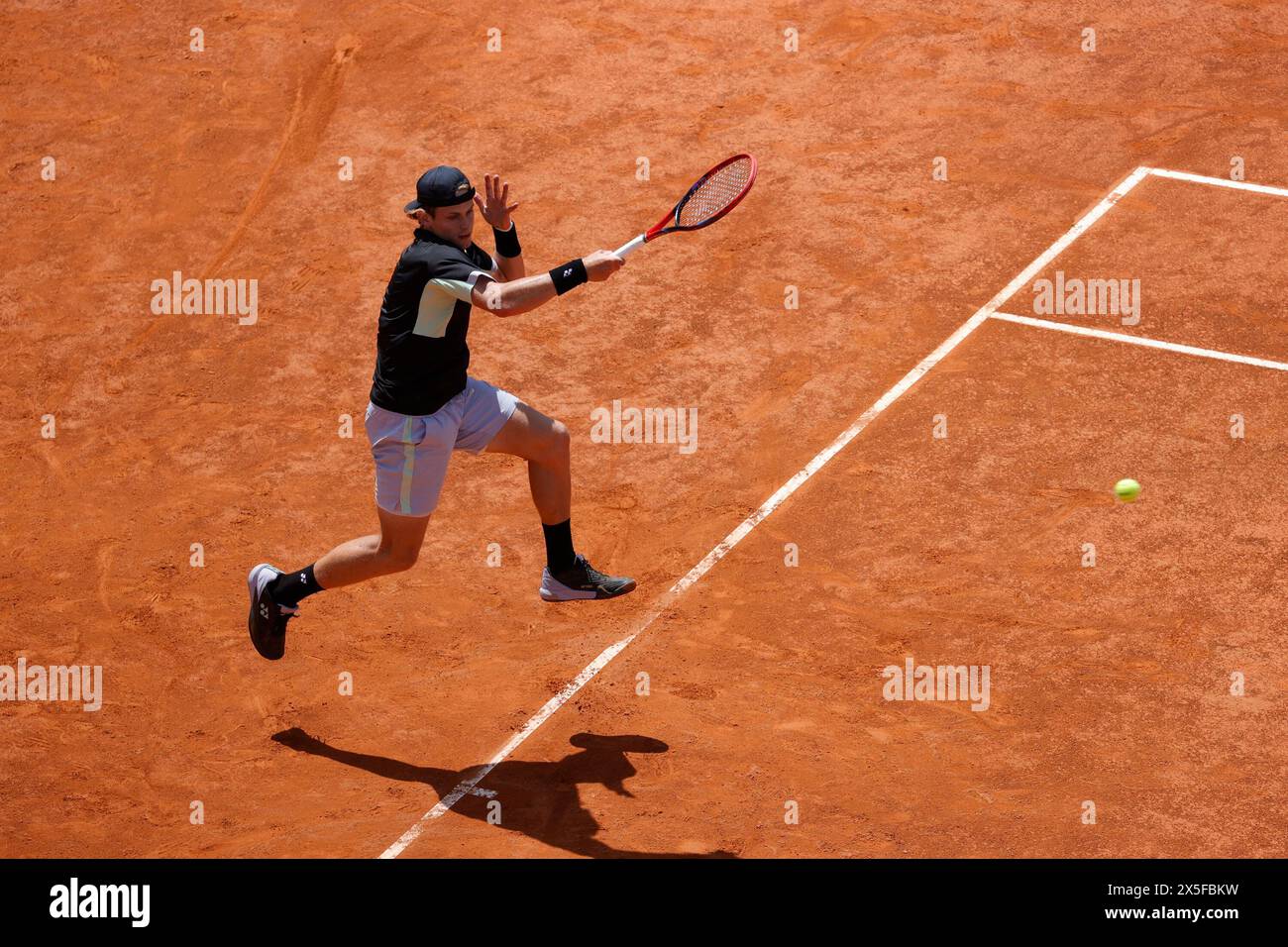 Rafael Nadal (ESP) joue lors du match de premier tour contre Zizou Bergs (bel) le quatrième jour de l'Internazionali BNL D'Italia 2024 au Foro Italico le 09 mai 2024 à Rome, Italie. Banque D'Images