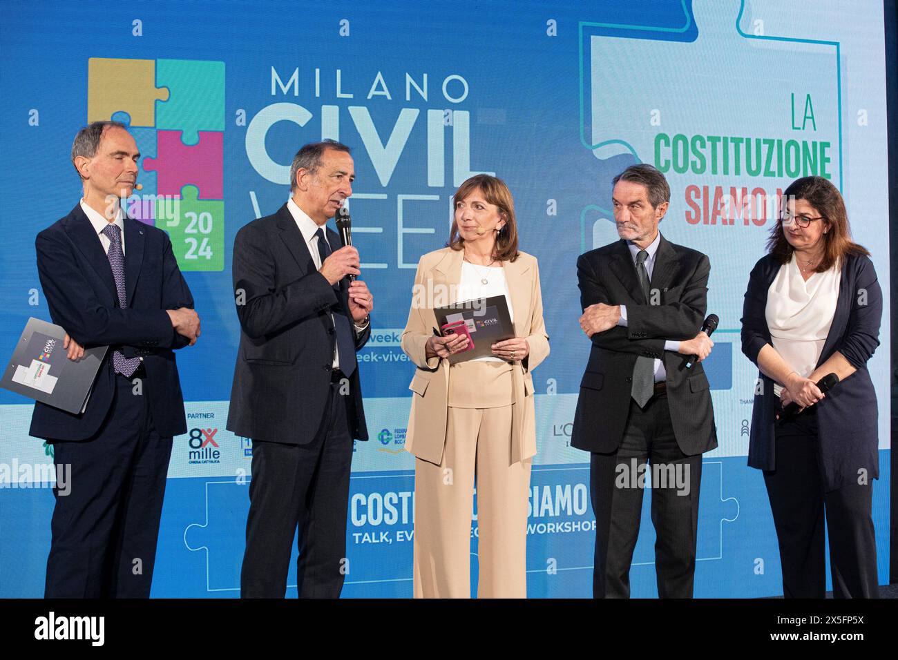 Milan, Italie. 09 mai 2024. Da sinistra verso destra Venanzio Postiglione, Beppe Sala Sindaco di Milano, Elisabetta Soglio, Attilio Fontana Presidente Regione Lombardia, Rossella Sacco portavoce Forum Terzo Settore Milano, Italia - Cronaca Giovedì, 09 Maggio, 2024. (Foto di Marco Ottico/Lapresse) inauguration de la semaine civile Milan, Italie - Actualités jeudi 09 mai 2024. (Photo de Marco Ottico/Lapresse) crédit : LaPresse/Alamy Live News Banque D'Images