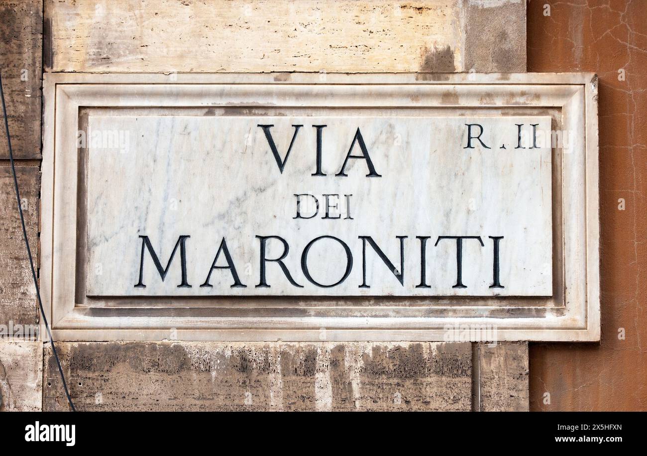 Panneau de rue en marbre via dei Maroniti, Rome, Latium, Italie Banque D'Images
