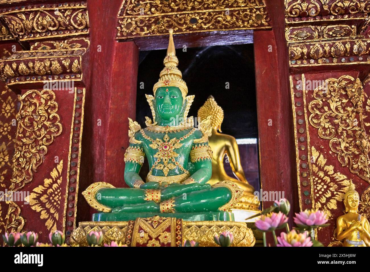 La Thaïlande, Chiang Mai, Prathat Doi Suthep temple (Wat Prathat Doi Suthep), statue du Bouddha d'émeraude (jade) Banque D'Images