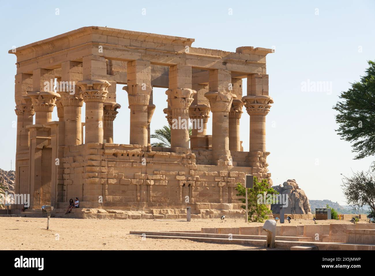 Kiosque de Trajans, complexe du temple de Philae, île d'Agilkia, réservoir du barrage d'Assouan. Lieu de sépulture d'Osiris. Égypte Banque D'Images