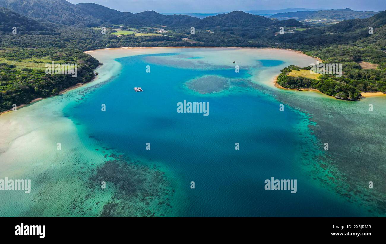 Antenne de Kabira Bay, Ishigaki, groupe d'îles Yaeyama, Japon, Asie Copyright : MichaelxRunkel 1184-10891 Banque D'Images