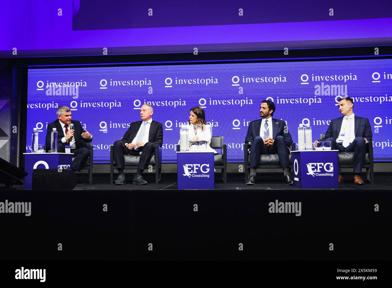 Milan, Italie. 10 mai 2024. Milan, la deuxième édition d’Investopia Europe au Palazzo Mezzanotte. Sur la photo : Abdulla bin Touq Al Marri, ministre de l’économie des Émirats arabes Unis George Papanastasiou, ministre de l’énergie, du commerce et de l’industrie de la République de Chypre Silvio Schembri, ministre de l’économie, de l’entreprise et des projets stratégiques de la République de Malte Adolfo Urso, ministre de l’entreprise et Made in Italy crédit : Agence photo indépendante/Alamy Live News Banque D'Images