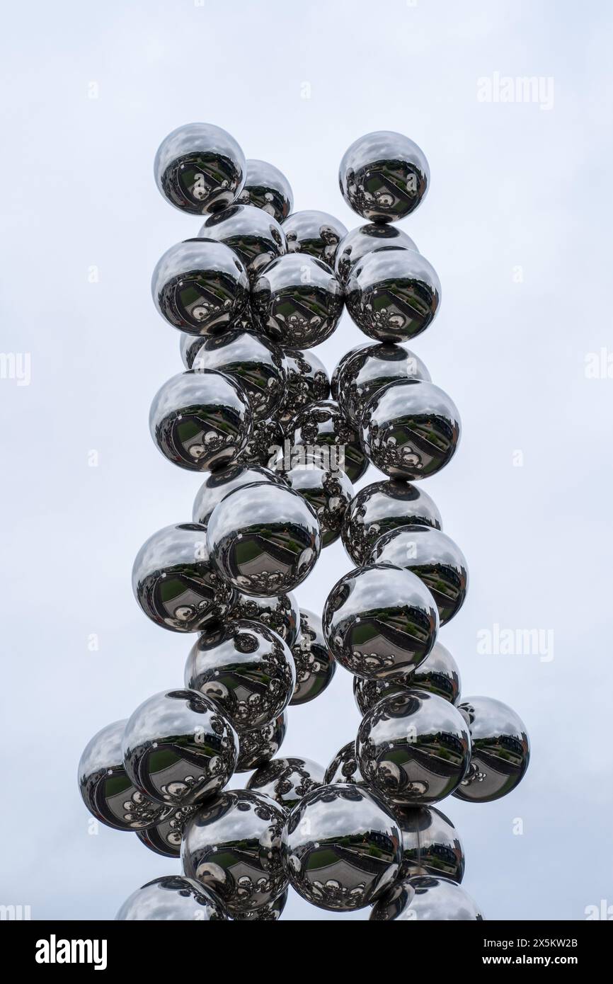 Séoul, Corée du Sud - 3 septembre 2023 : sculpture de Tall Tree and the Eye par Anish Kapoor au Leeum Samsung Museum of Art Banque D'Images