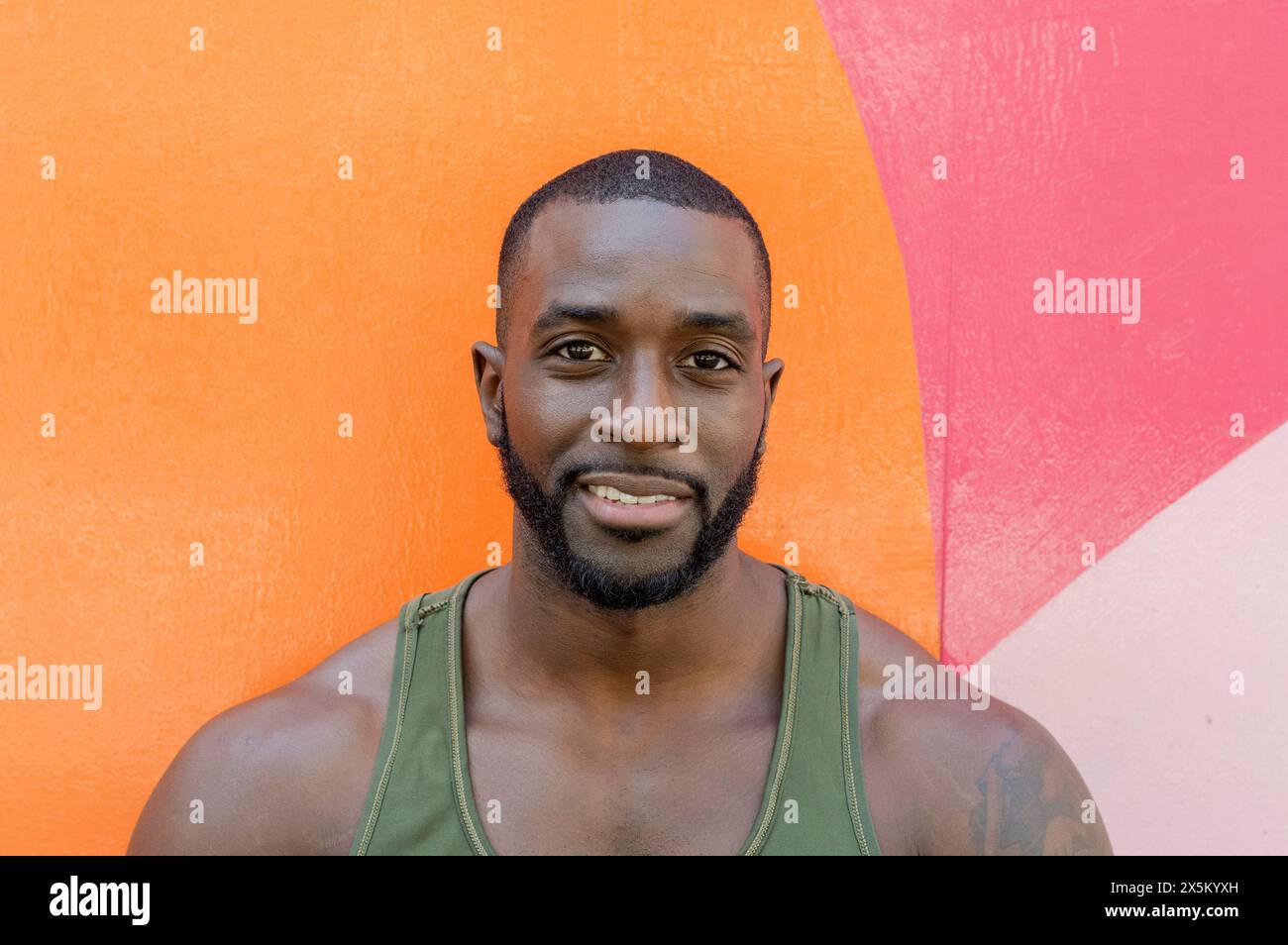 Portrait of mid adult man Banque D'Images