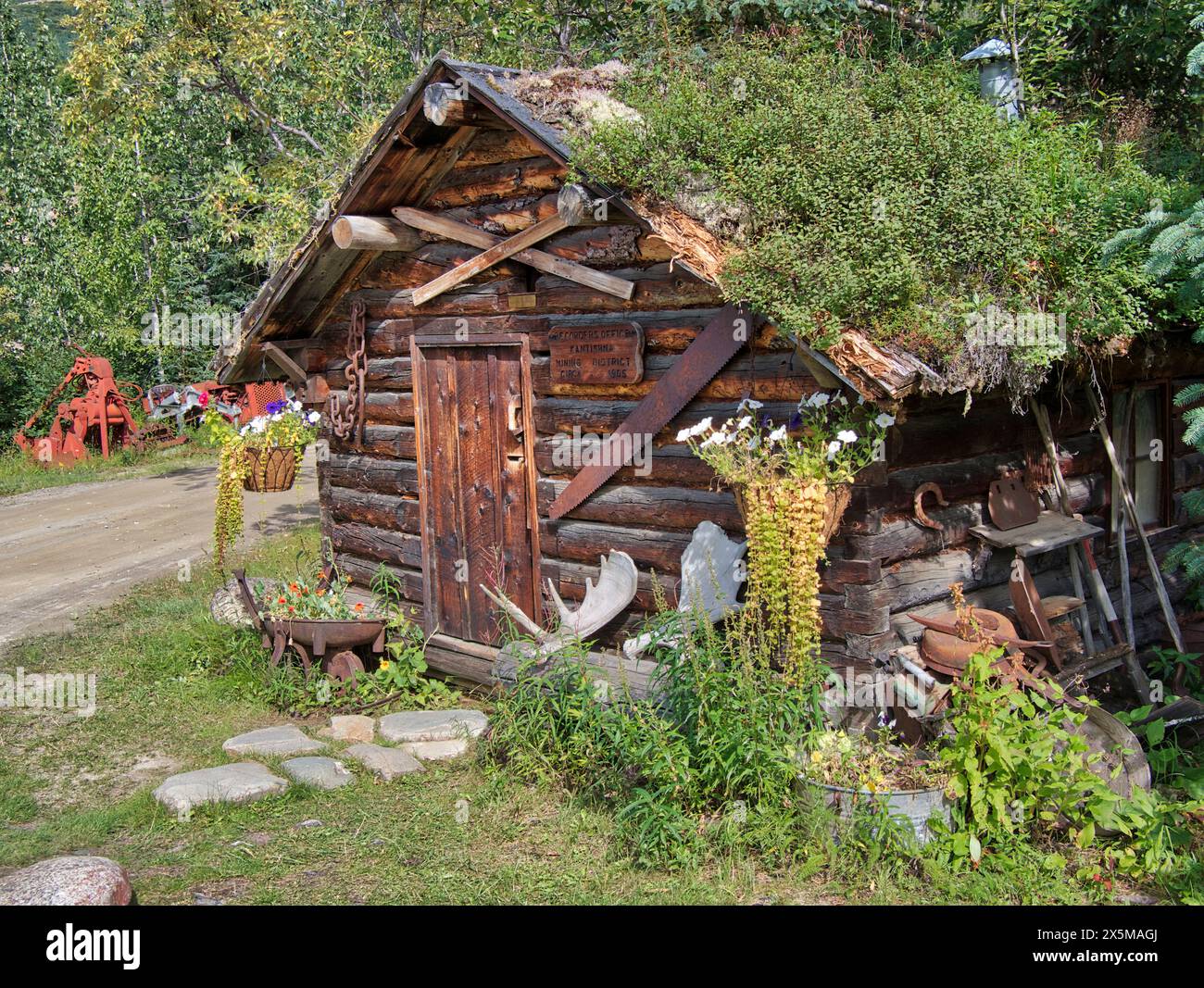 États-Unis, Alaska. Réplique d'un bureau Recorders, district minier de Kantishna, vers 1905 au Kantishna Roadhouse Lodge dans le parc national de Denali. Banque D'Images