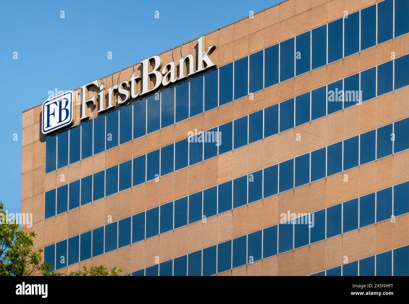 Bureaux de First Bank dans le centre financier du centre-ville de Birmingham Alabama Banque D'Images