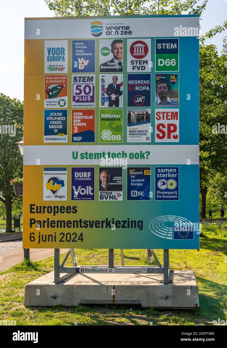 Brielle, pays-Bas, 09.05.2024, panneau d'affichage avec les partis politiques pour les élections du Parlement européen aux pays-Bas prévues pour le 6 juin Banque D'Images