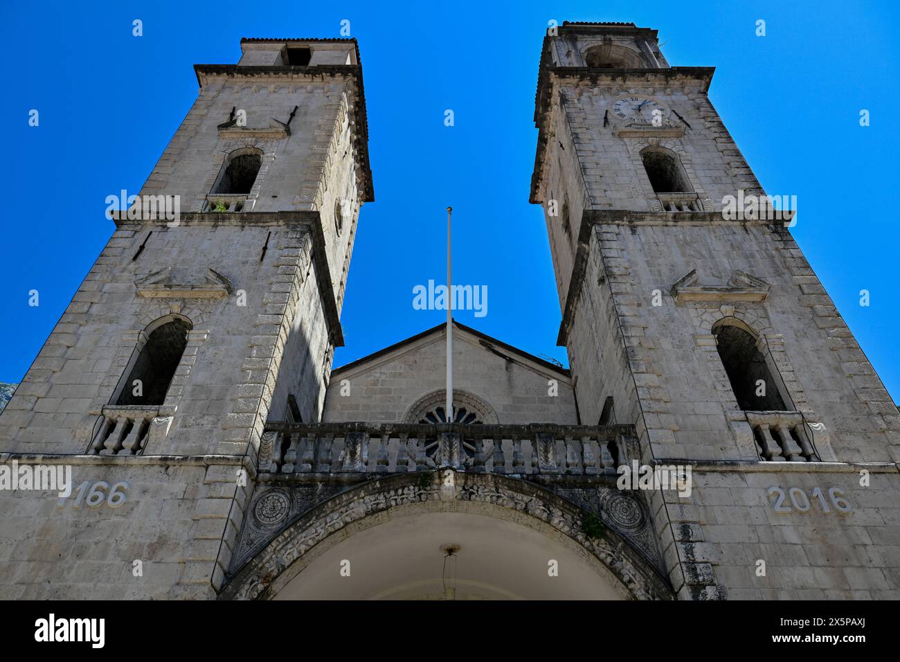 Cathédrale St Tryphons. Cathédrale catholique romaine dans le centre de Kotor, au Monténégro Banque D'Images