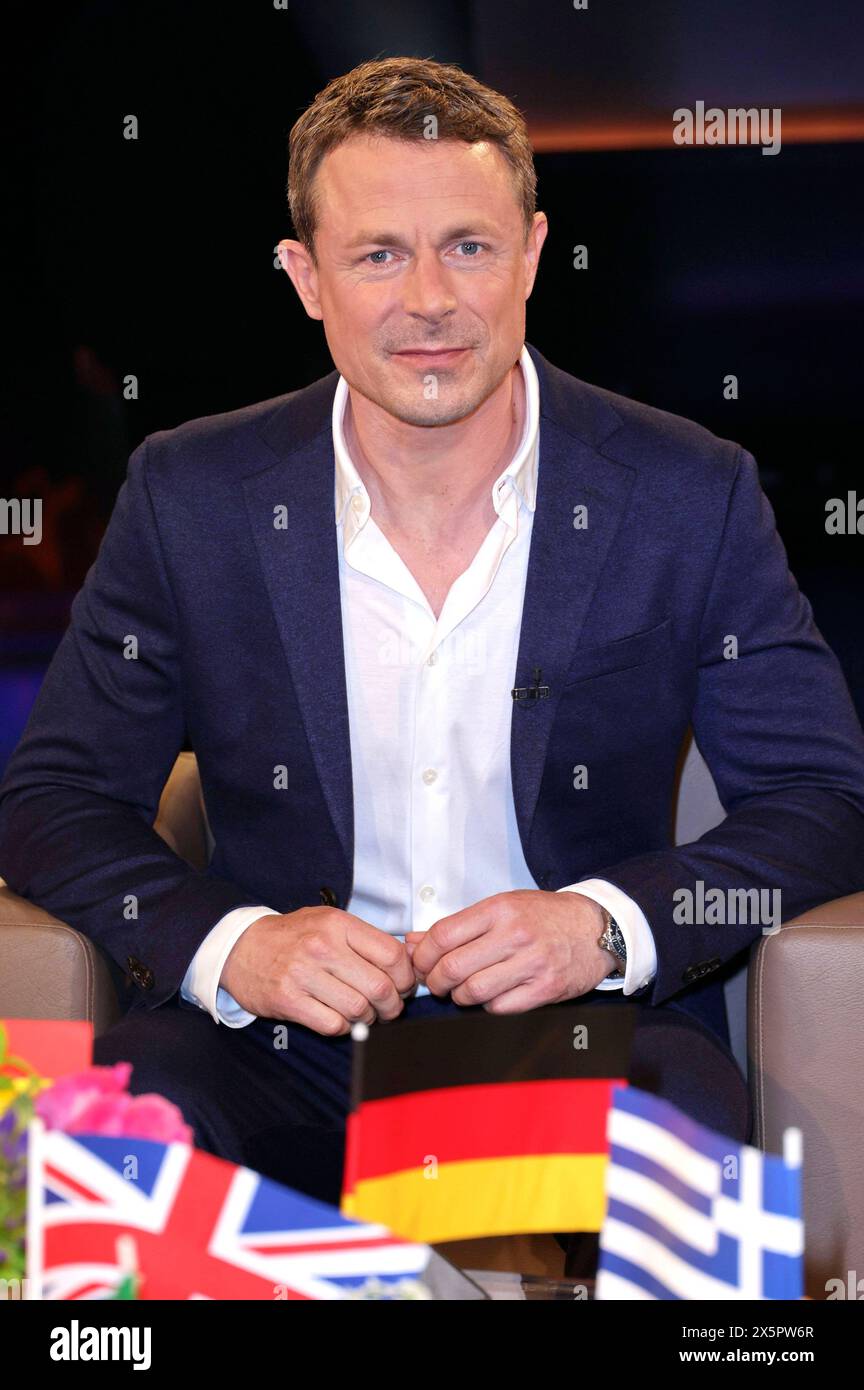 Alexander Bommes BEI der Aufzeichnung der NDR Talk Show im NDR Fernsehstudio Lokstedt. Hambourg, 08.05.2024 *** Alexander Bommes lors de l'enregistrement du NDR Talk Show au studio de télévision NDR à Lokstedt Hambourg, 08 05 2024 Foto:xgbrcix/xFuturexImagex ndr_talk0805_4526 Banque D'Images
