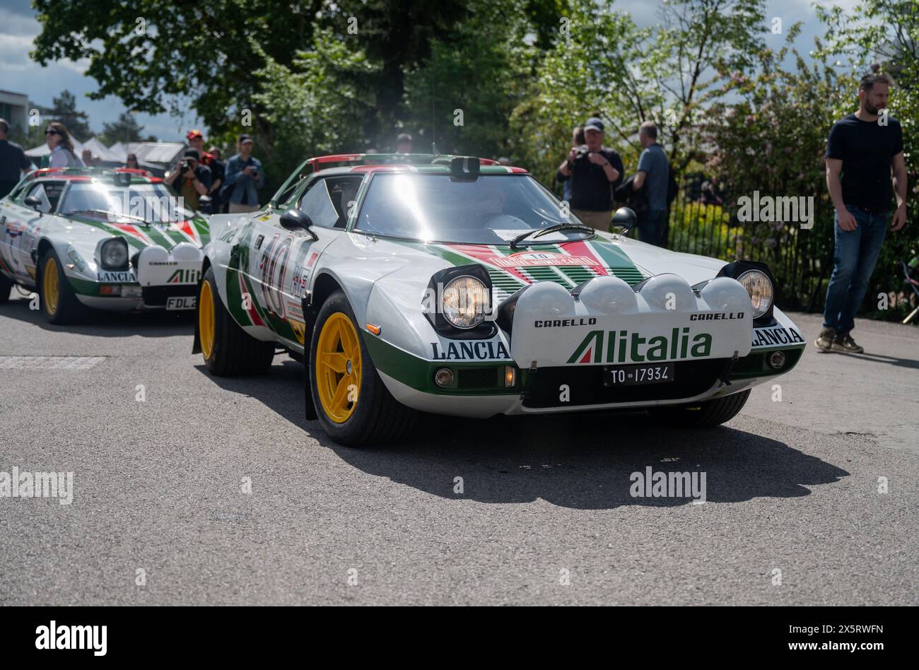 Salon automobile italien au musée Brooklands dans le Surrey Royaume-Uni. Ferrari, Lamborghini, Alfa Romeo, Lancia, Maserati, voitures Fiat exposées sur le circuit historique Banque D'Images
