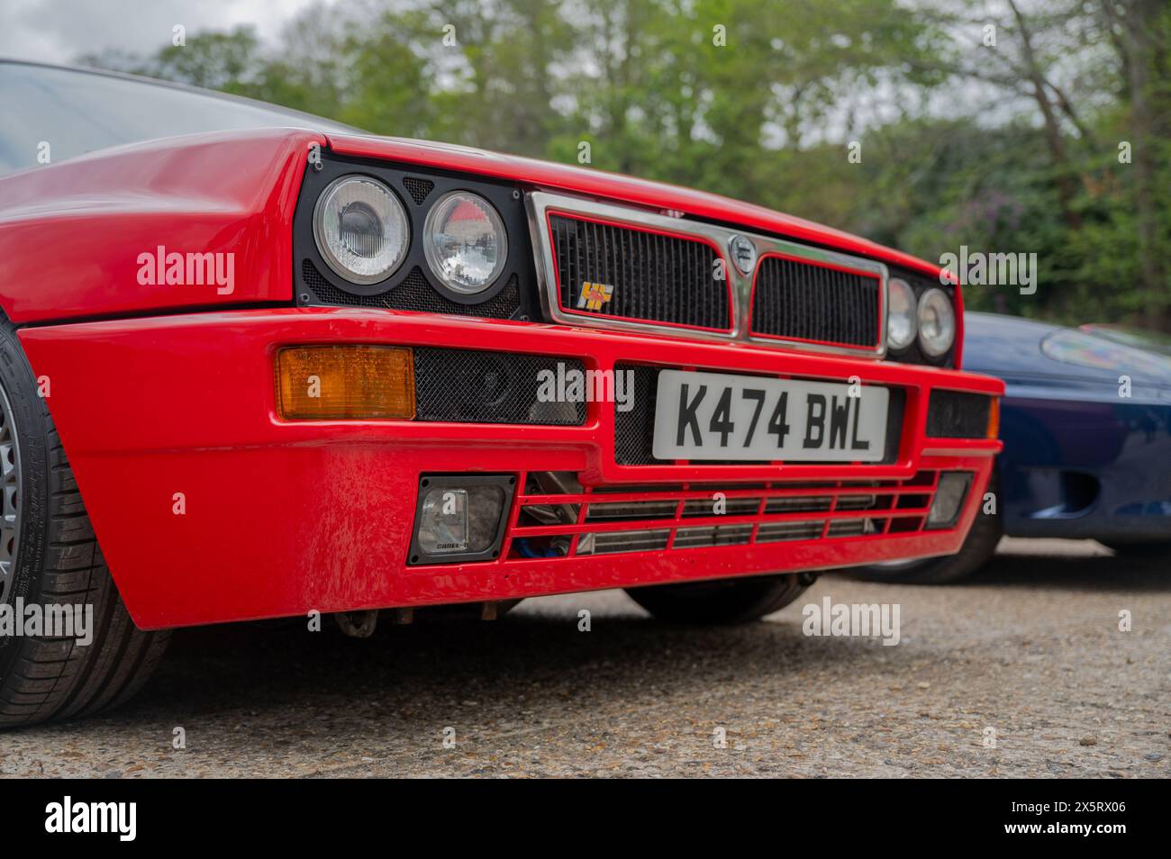 Salon automobile italien au musée Brooklands dans le Surrey Royaume-Uni. Ferrari, Lamborghini, Alfa Romeo, Lancia, Maserati, voitures Fiat exposées sur le circuit historique Banque D'Images