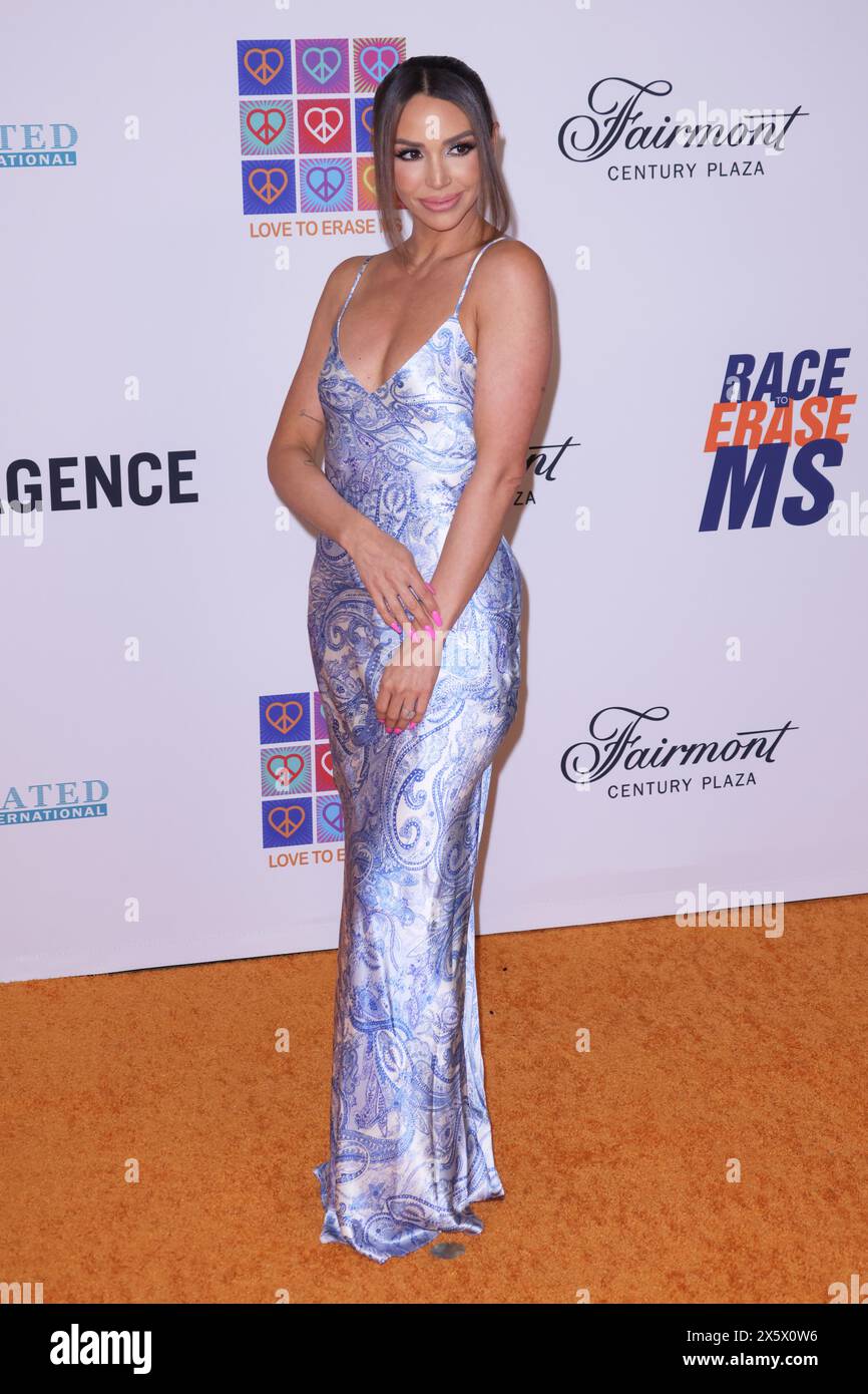 Scheana Shay participe au gala Race to Erase MS 2024 au Fairmont Century Plaza le 10 mai 2024 à Los Angeles, Californie. Photo : Crash/imageSPACE Banque D'Images