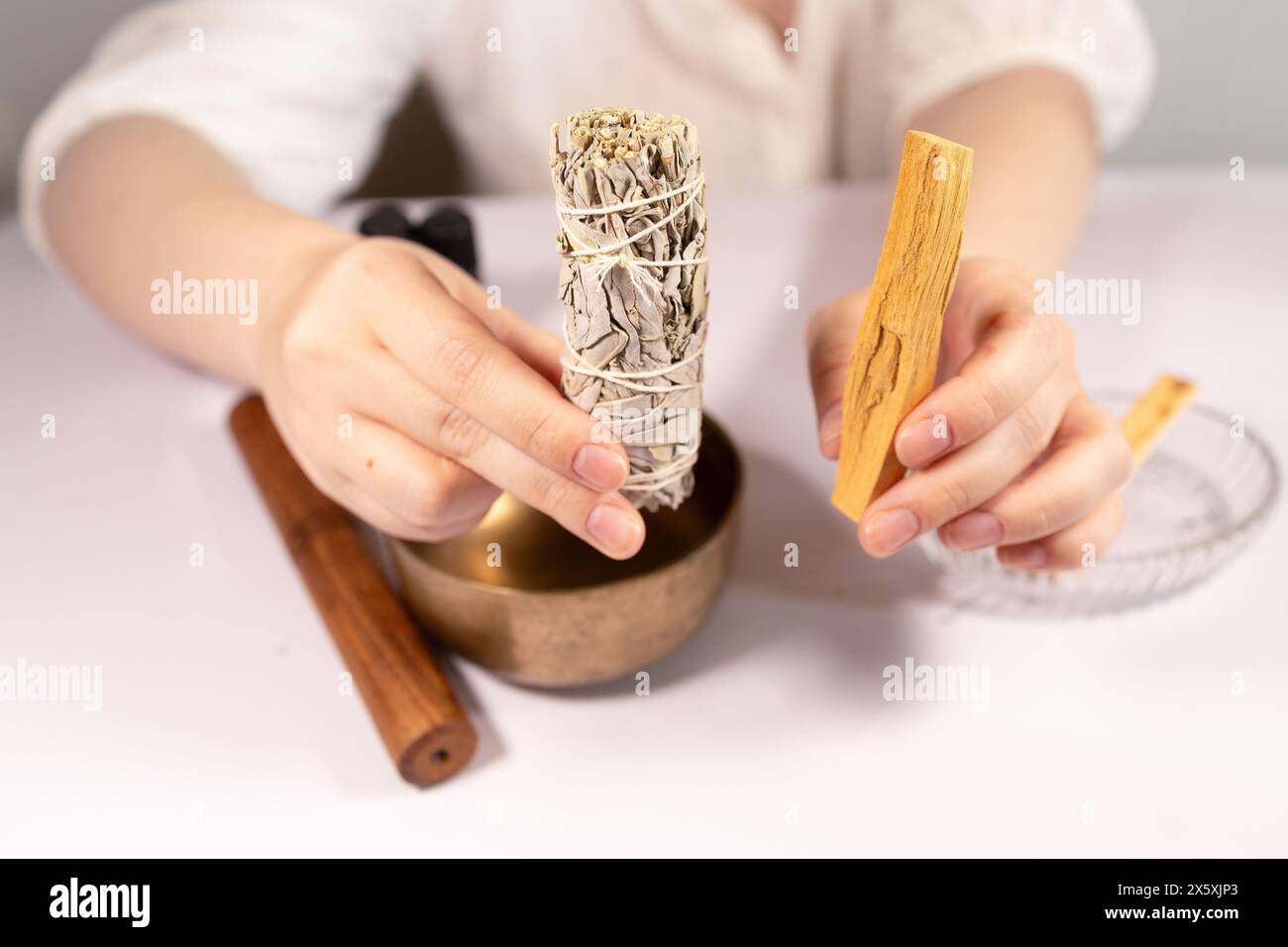 Sauge et Palo Santo aux huiles essentielles Banque D'Images