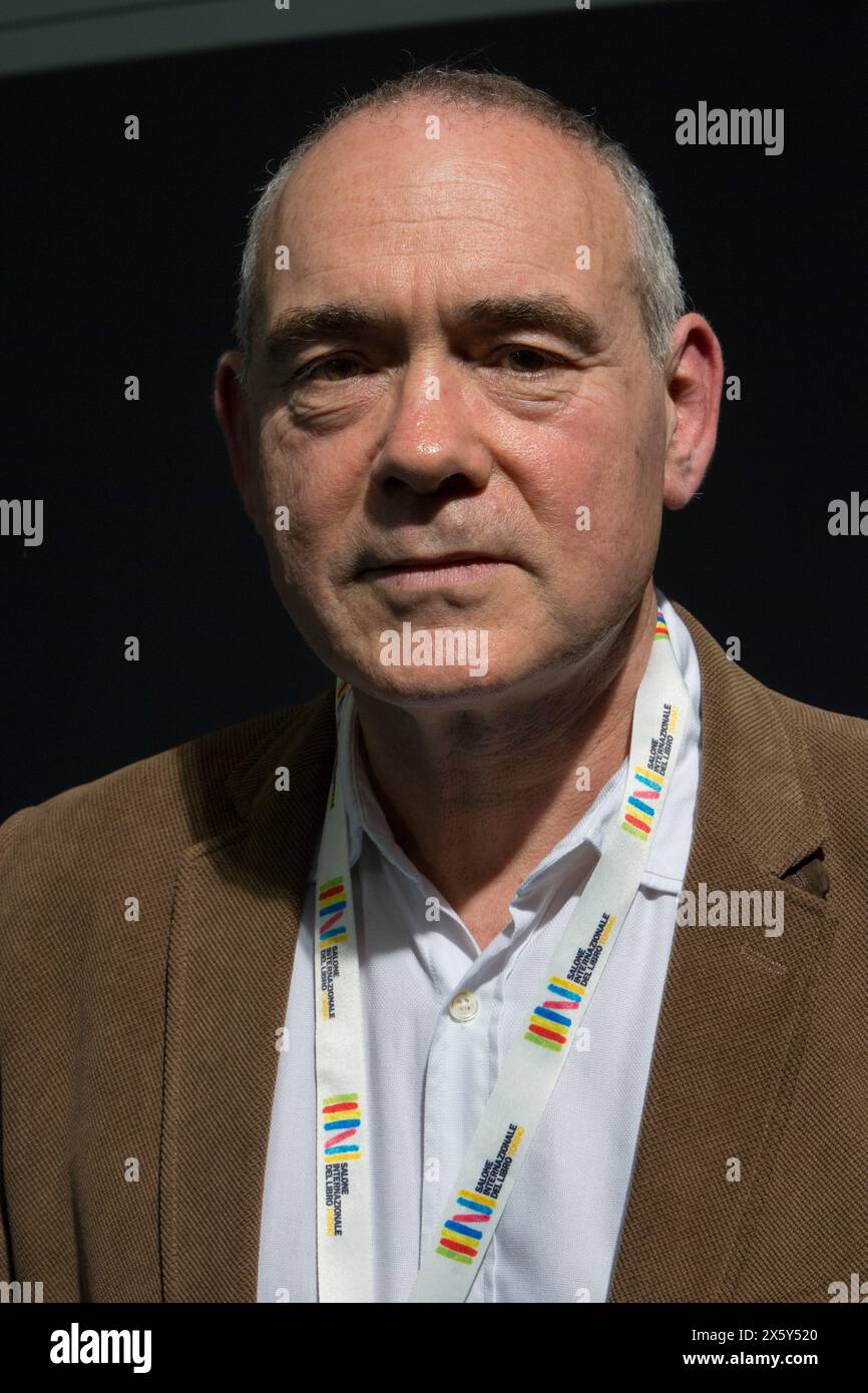 Turin, Italie. 9 mai 2024. L'auteur français Christophe Boltanski est invité de la Foire du livre de Turin 2024 Banque D'Images