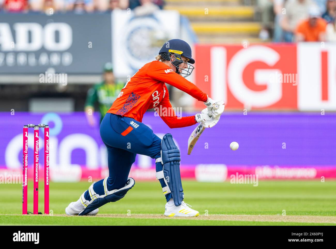 Freya Kemp battant pour l'Angleterre lors de la série internationale Vitality T20 entre l'Angleterre et le Pakistan Banque D'Images